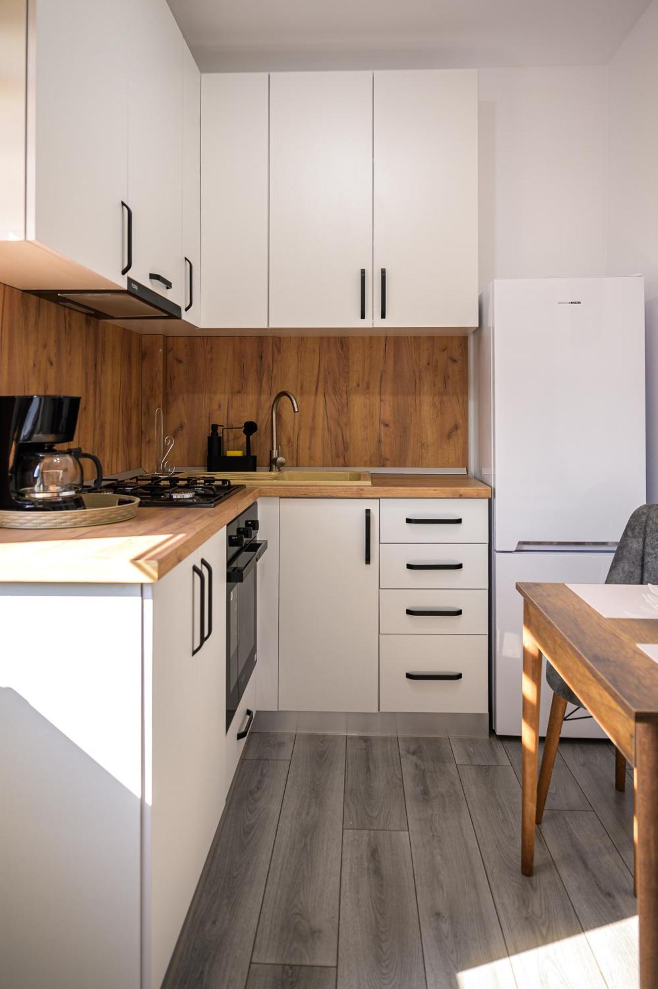 Nina House Apartment Targu Jiu Luaran gambar